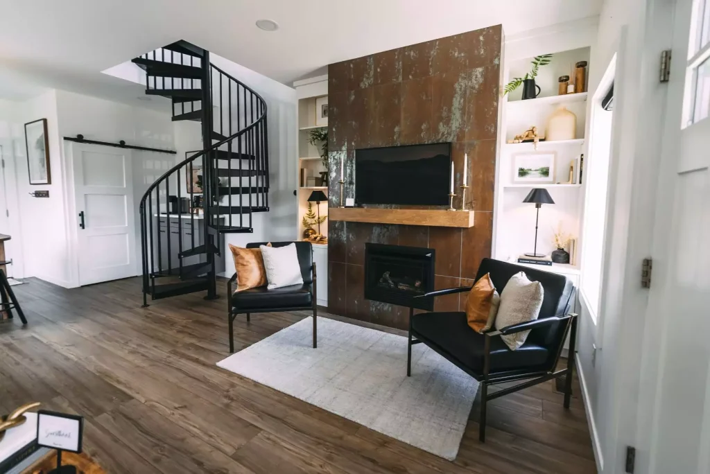 Embracing Minimalism Exploring the Allure of Ohio's Black Tiny House